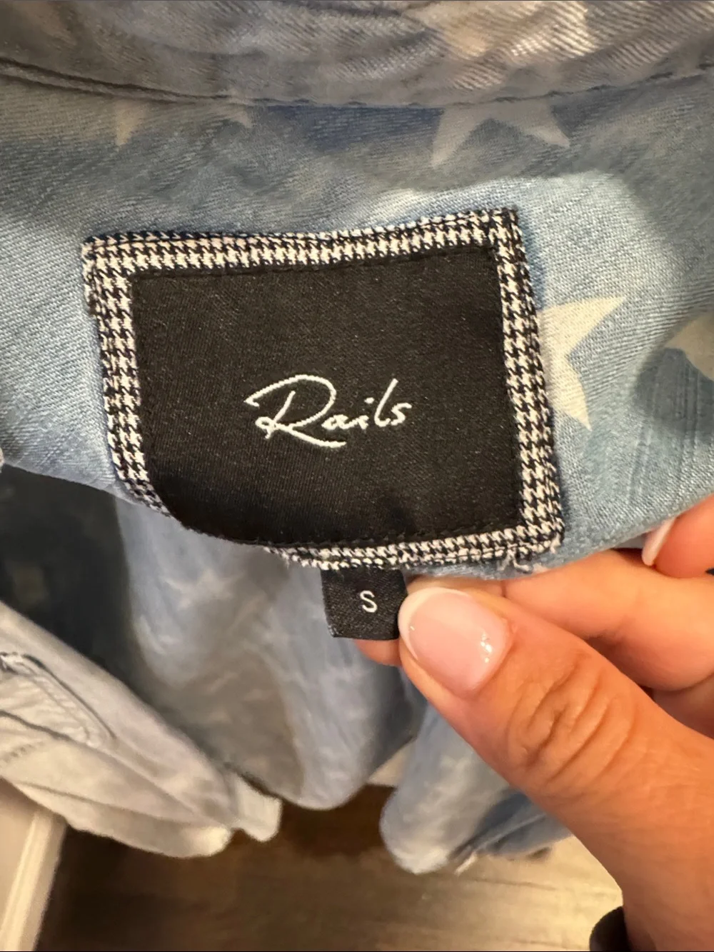 Rails button down